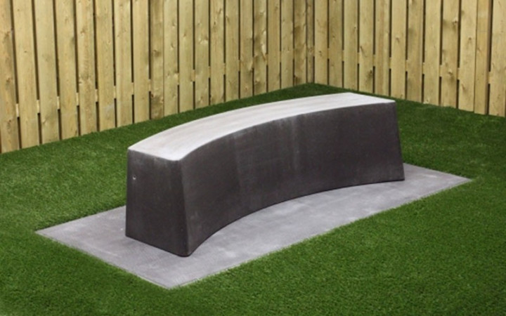 BANQUETTE BÉTON LUDI COURBE