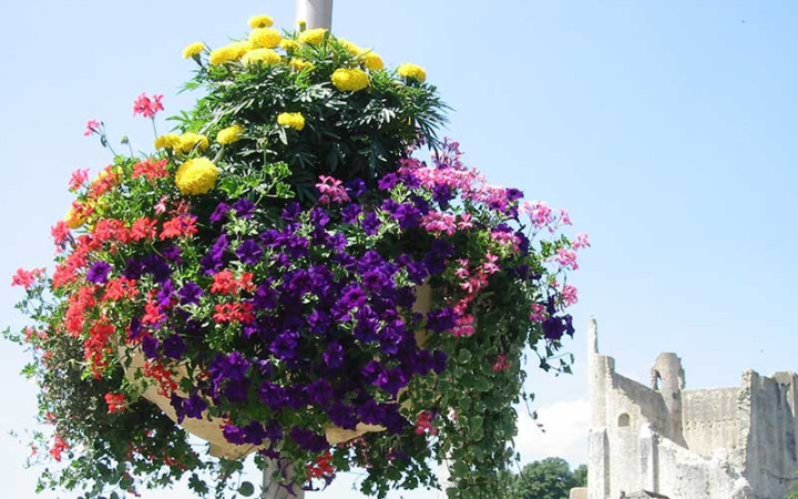JARDINIÈRE DEMI-VASQUE EN POLYÉTHYLÈNE