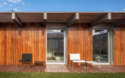 TABLE CHISINAU ESPACE EXTERIEUR