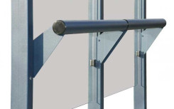 ASSIS DEBOUT POUR STATION BUS LANO