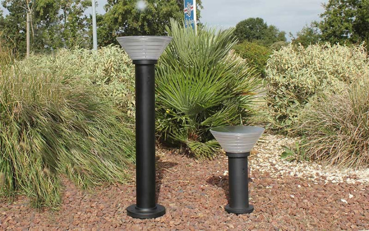 BORNE SOLAIRE RONDE A SOCLE