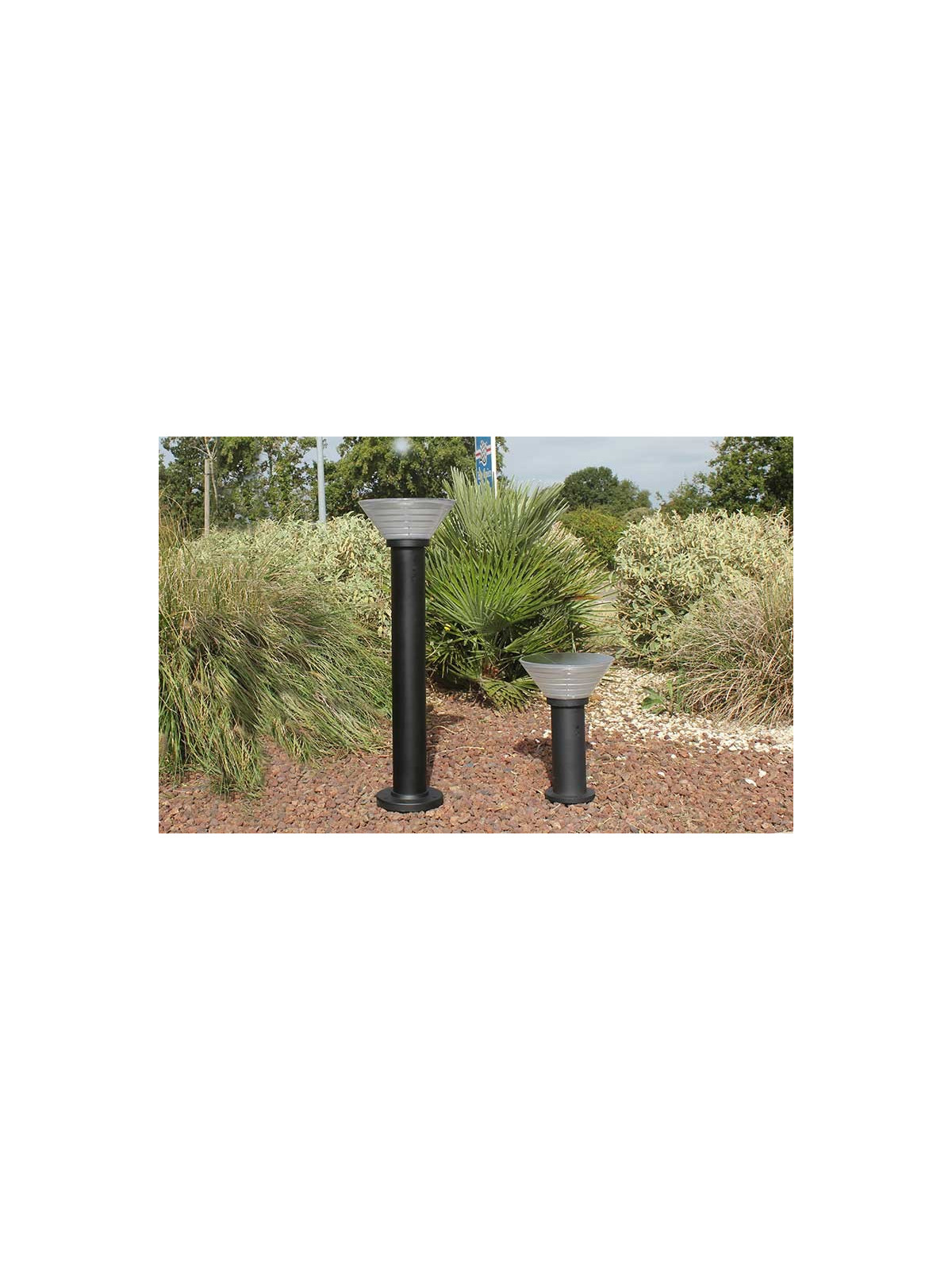 BORNE SOLAIRE RONDE A SOCLE