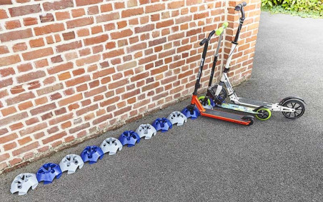 SUPPORT EXTERIEUR STATIONNEMENT TROTTINETTES AU SOL POUR ESPACE PUBLIC