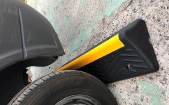 BUTÉE DE PARKING POIDS LOURD