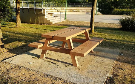 TABLE DE PIQUE NIQUE ST GERMAIN EN BETON