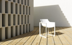 FAUTEUIL WALL STREET BLANC
FAUTEUIL DE RÉCEPTION DESIGN ET MODERNE
CHAISE AVEC ACCOUDOIRS WALL STREET INTÉRIEUR EXTÉRIEUR