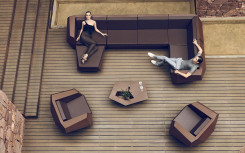 TABLE ET FAUTEUIL FAZ