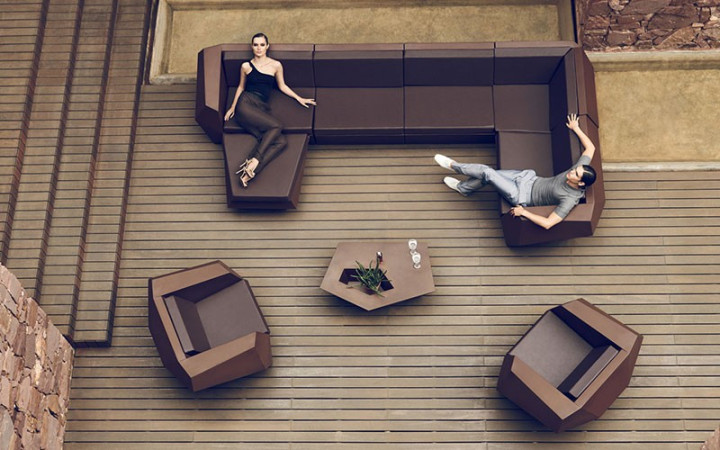 TABLE ET FAUTEUIL FAZ