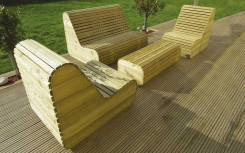 TABLE BASSE DESIGN EN BOIS YUMA MOBILIER DE DÉTENTE MODERNE POUR BAR GUINGUETTE ET ENTREPRISE