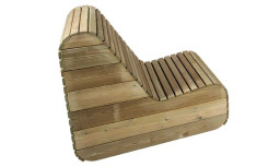 FAUTEUIL EN BOIS DESIGN ET MODERNE
MOBILIER URBAIN POUR TERRASSE ET ESPACE EXTÉRIEUR