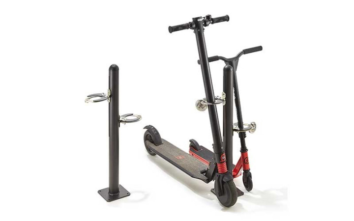 SUPPORT TROTTINETTE PINCE REGLABLE