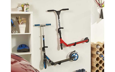 SUPPORT TROTTINETTE PARALLELE AU MUR MISE EN SITUATION