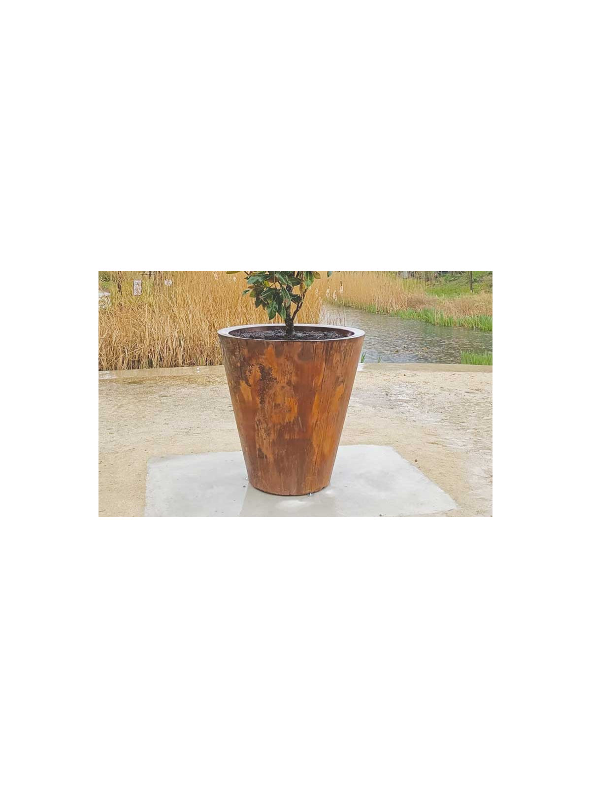 POT VASE POLYETHYLENE LILOU FINITION EFFET CORTEN