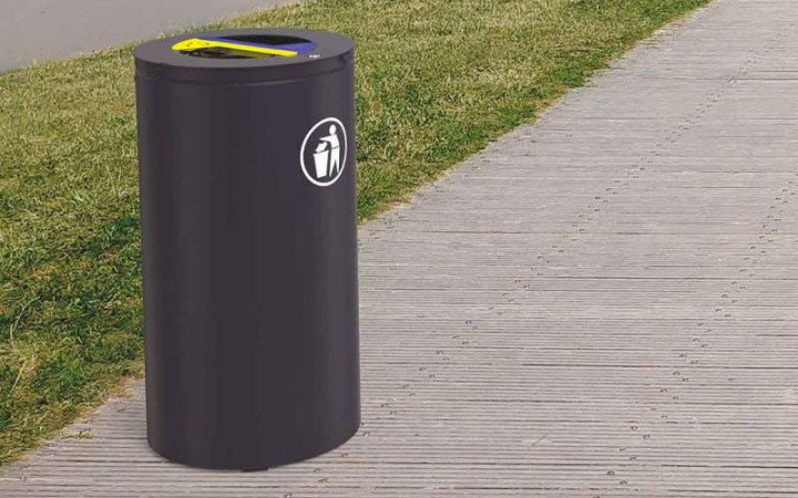 CORBEILLE PILA MISE EN SITUATION
POUBELLE URBAINE DE VILLE TRI SÉLECTIF EXTÉRIEUR