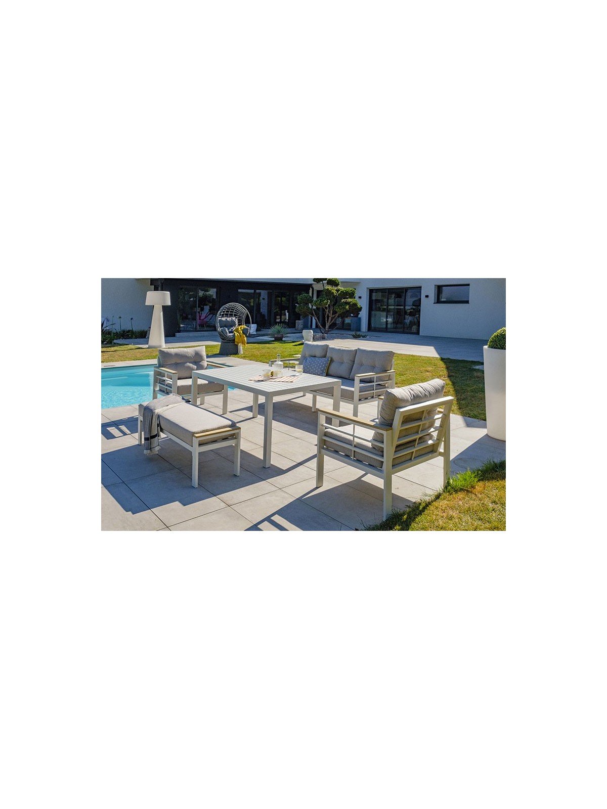 ENSEMBLE SALON DE JARDIN ALU NASSAU
MOBILIER DE REPOS POUR JARDIN ET TERRASSE