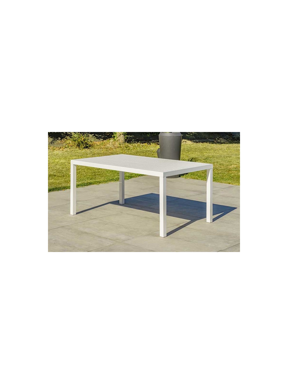 ENSEMBLE SALON DE JARDIN ALU NASSAU
MOBILIER DE REPOS POUR JARDIN ET TERRASSE