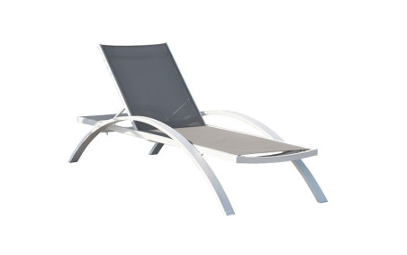 BAIN DE SOLEIL MALAGA
CHAISE LONGUE POUR TERRASSE ET PISCINE
TRANSAT EN ALUMINIUM POUR PROFESSIONNEL