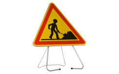 PANNEAU TEMPORAIRE SUR PIEDS REPLIABLES TYPE AK