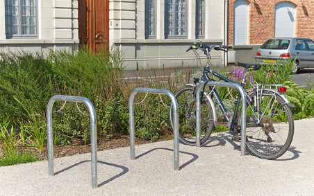 APPUI VÉLO AVEC ARCEAU ANTI-GLISSEMENT STATIONNEMENT SÉCURISE DANS ESPACE URBAIN