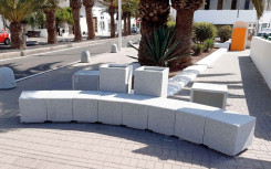 CUBE BLOC COURBE SENEB
ASSISE BÉTON POUR EXTÉRIEUR