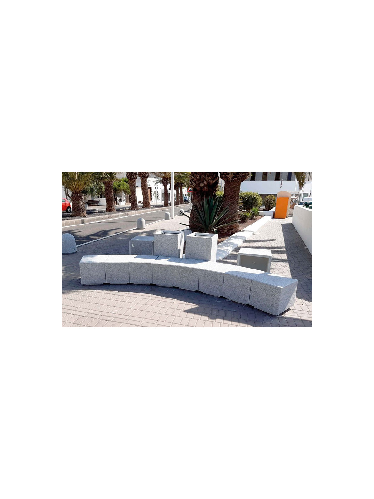 CUBE BLOC COURBE SENEB
ASSISE BÉTON POUR EXTÉRIEUR