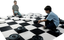 ENSEMBLE DE PIONS DE DAMES