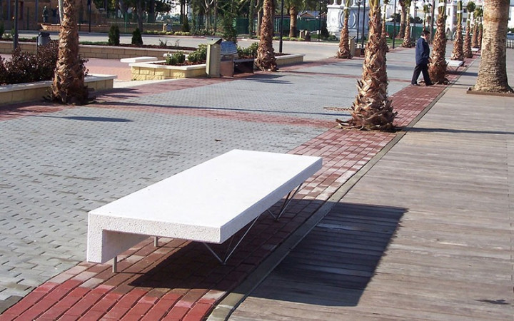 BANQUETTE BÉTON ANNABA MINI
MOBILIER URBAIN EN BÉTON POUR PARC ET ESPACE PUBLIC