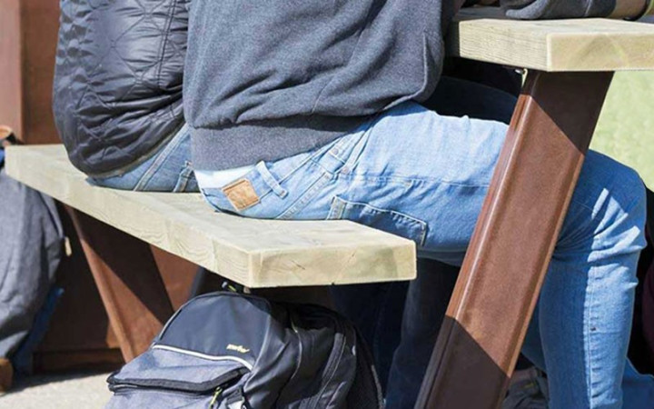 TABLE DE PIQUE NIQUE ALES
TABLE DE PIQUE NIQUE ACIER CORTEN ET BOIS
TABLE DE PIQUE NIQUE DESIGN ET MODERNE