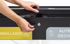 MEUBLE DE TRI SÉLECTIF MORA 110 L
CORBEILLE DE TRI INTÉRIEUR VIGIPIRATE POUR RECYCLAGE