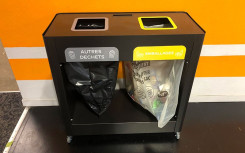 MEUBLE DE TRI SÉLECTIF MORA 110 L
CORBEILLE DE TRI INTÉRIEUR VIGIPIRATE POUR RECYCLAGE