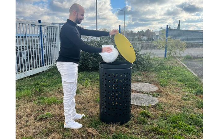 CORBEILLE OLYMPE TRI SÉLECTIF 120 L
POUBELLE DE VILLE POUR RECYCLAGE
COLLECTEUR DE DÉCHETS URBAINS