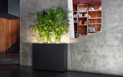 JARDINIÈRE LUMINEUSE INTÉRIEURE ET EXTÉRIEURE FLORA
POT DESIGN POUR HOTEL RESTAURANT COMMERCE