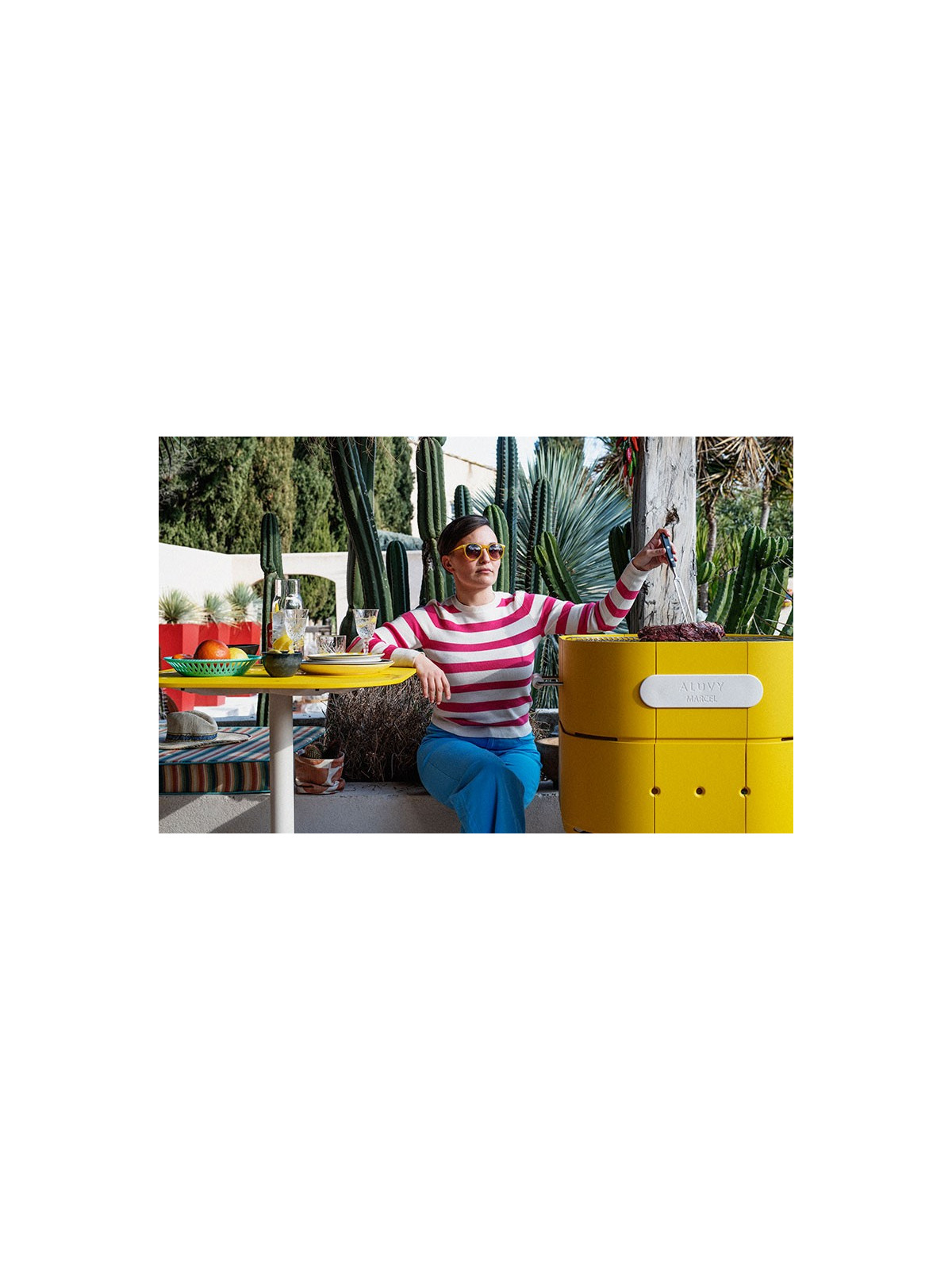 BARBECUE CHARBON EXTERIEUR MARCEL
BARBECUE POUR PROFESSIONNEL EN ALUMINIUM