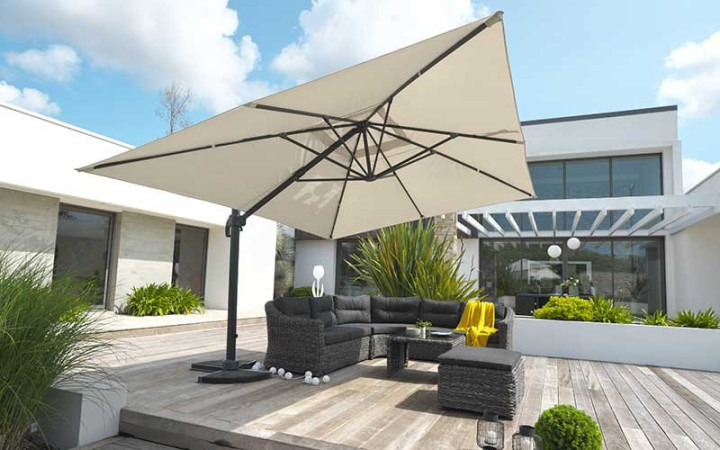 PARASOL DÉPORTÉ PALMA 2.5 x 2.5 m
PARASOL MODERNE POUR TERRASSE 
COIN OMBRAGE POUR ESPACE EXTÉRIEUR
