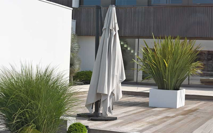 PARASOL DÉPORTÉ PALMA 2.5 x 2.5 m
PARASOL MODERNE POUR TERRASSE 
COIN OMBRAGE POUR ESPACE EXTÉRIEUR