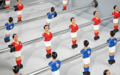 BABY FOOT TAHITI EXTERIEUR RENE PIERRE JEUX BAR ET RESTAURANT