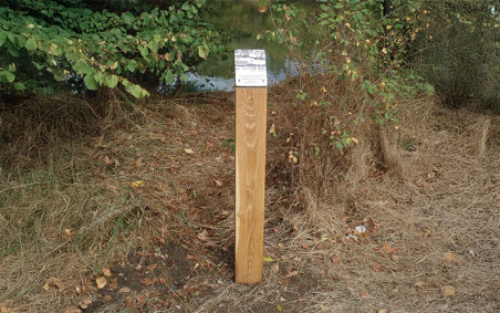 BORNE CARRÉE D’INTERPRÉTATION EN BOIS
ESPACE VERT PUBLIC DE LA COLLECTIVITÉ
CHEMIN DE RANDONNÉ ET SENTIER PÉDESTRE