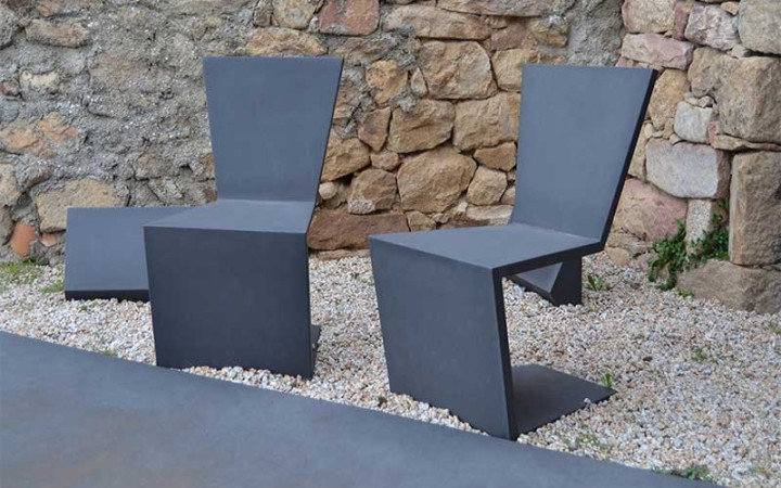 CHAISE URBAN IRON MICROCUBO