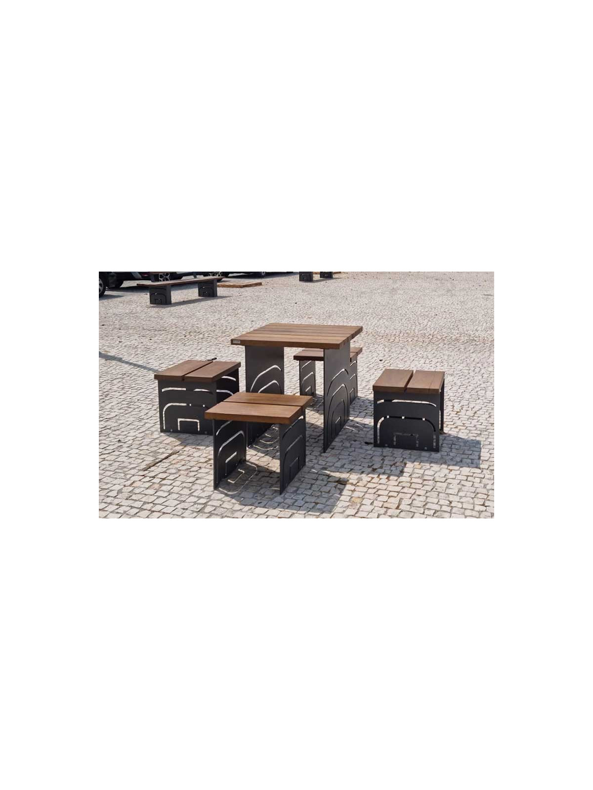 TABLE ADAPT MICROCUBO