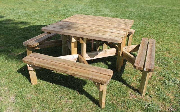 TABLE DE PIQUE NIQUE CARRÉE STELLA