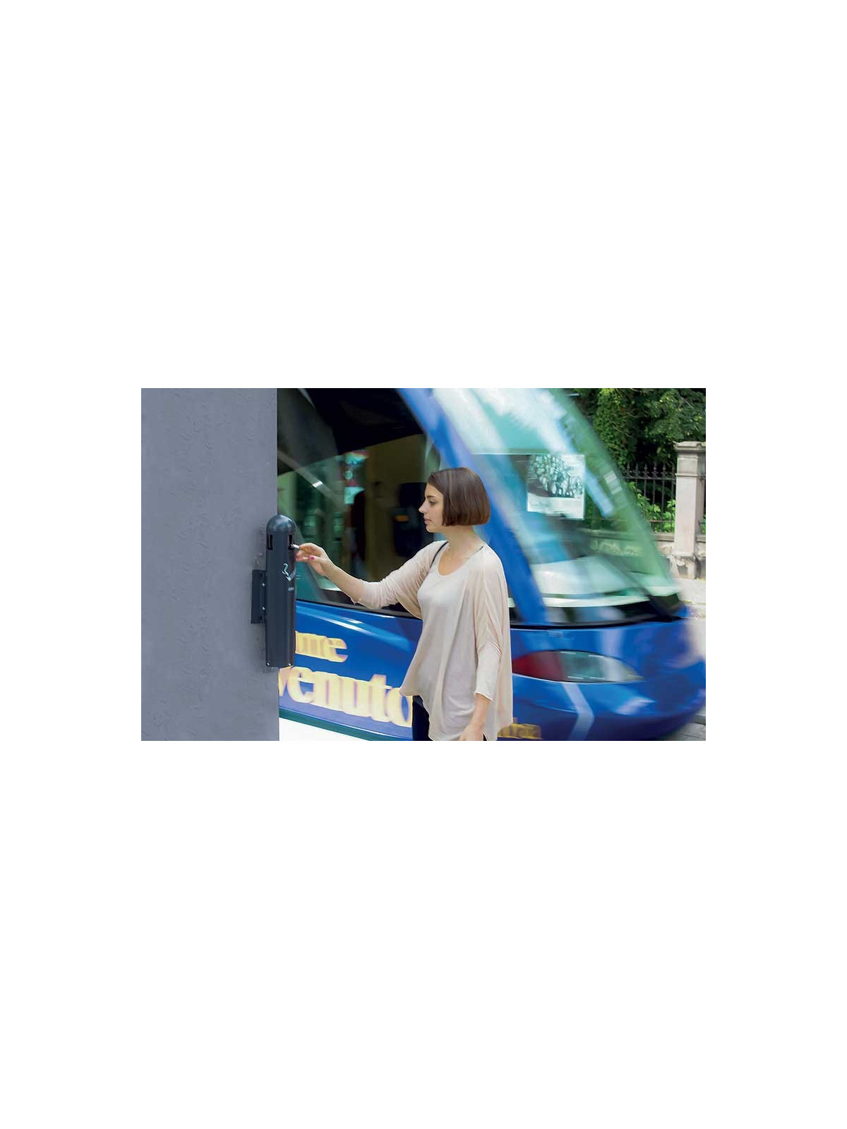 CENDRIER COLONNE MURAL 1.8 L