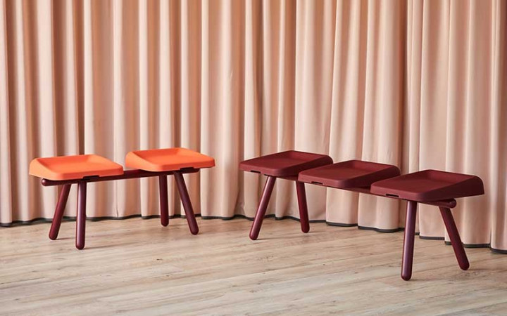 BANC 2 PLACES MODERNE POUR INTÉRIEUR EXTERIEUR ÉCOLE OU SALLE D'ATTENTE
MOBILIER D'ARCHITECTE DESIGN POUR AMÉNAGEMENT MODERNE