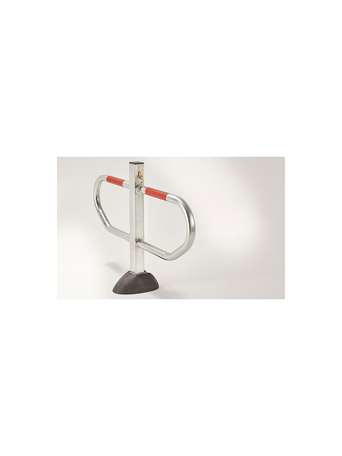 BLOC PARKING AVEC PIED CENTRAL