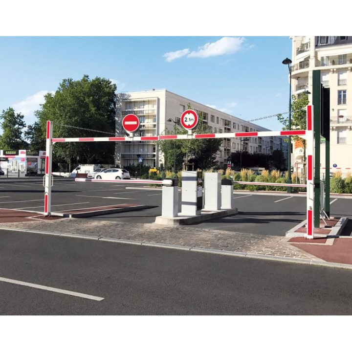 PORTIQUE TOURNANT UNIVERSEL 7 à 12 M
LIMITEUR DE HAUTEUR URBAIN
BARRIÈRE D'ACCÈS AVEC LONGUEUR ET HAUTEUR RÉGLABLE