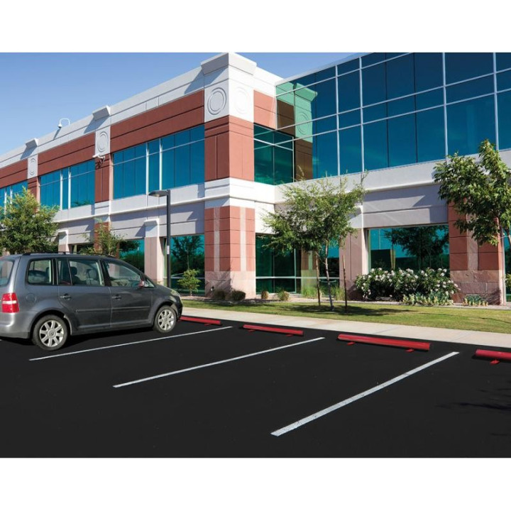 BUTÉE DE PARKING ACIER PEINT
ÉQUIPEMENT DE SÉCURITÉ POUR PARKING 
AMENAGEMENT EXTÉRIEUR DE PROTECTION