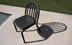 CHAISES EN ALUMINIUM FRED POUR JARDIN EXTERIEUR
LOT DE DEUX CHAISE DESIGN ET MODERNE POUR TERRASSE