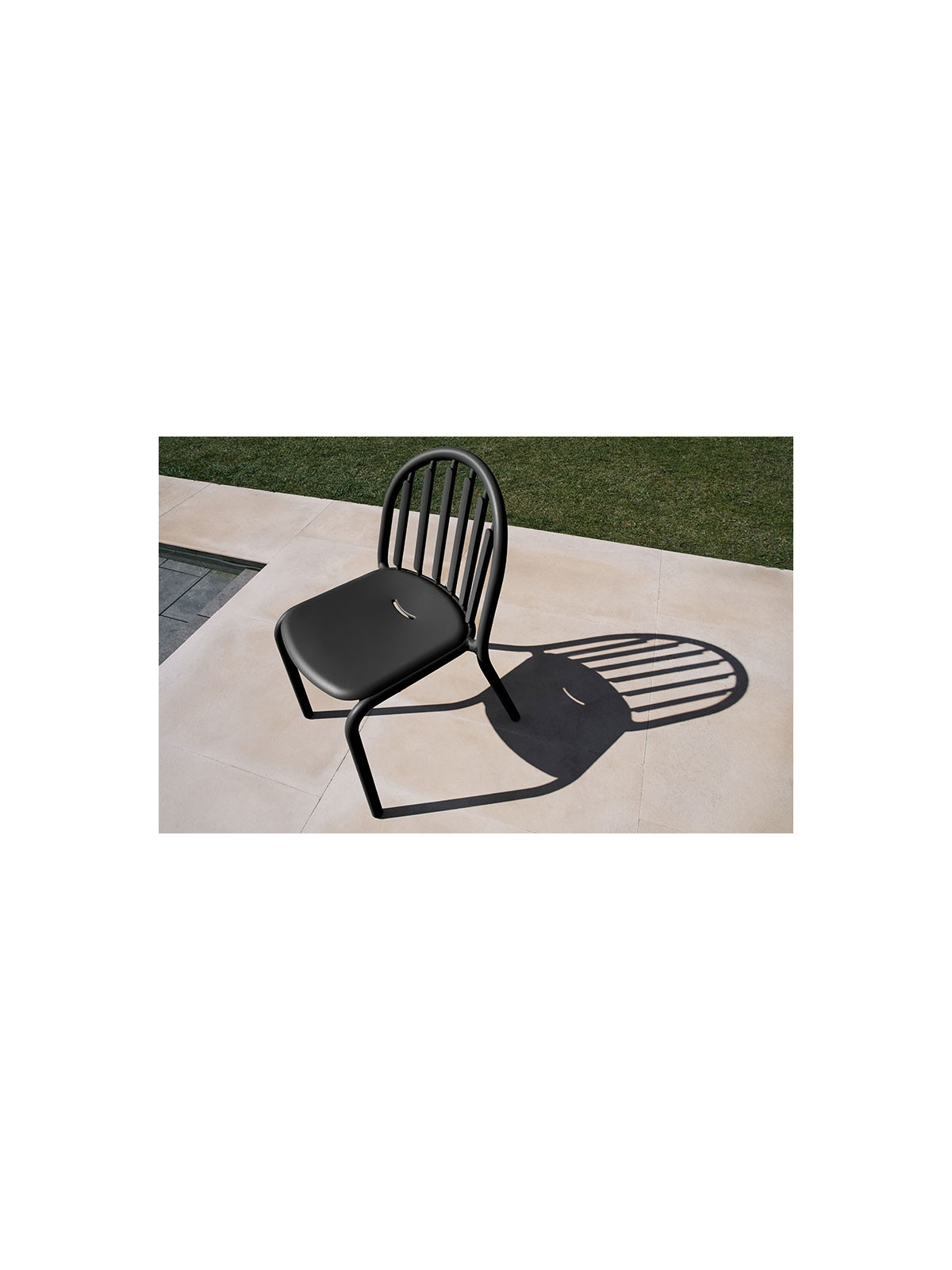 CHAISES EN ALUMINIUM KAWAI POUR JARDIN EXTERIEUR
LOT DE DEUX CHAISE DESIGN ET MODERNE POUR TERRASSE