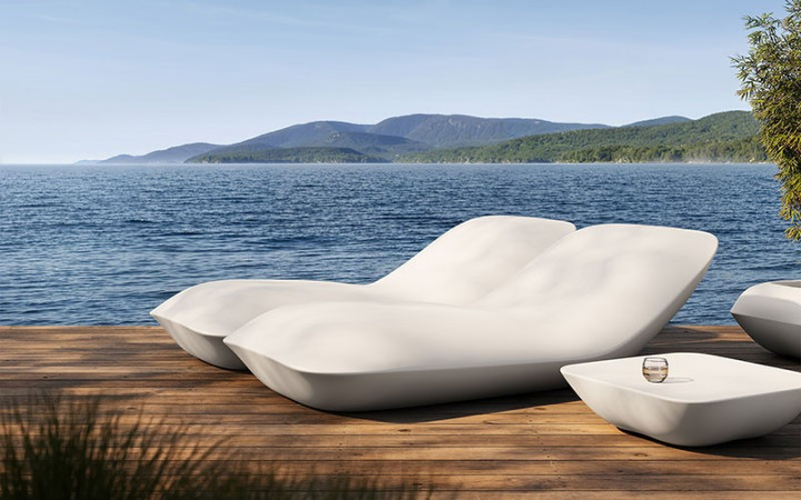 BAIN DE SOLEIL PILLOW DESIGN