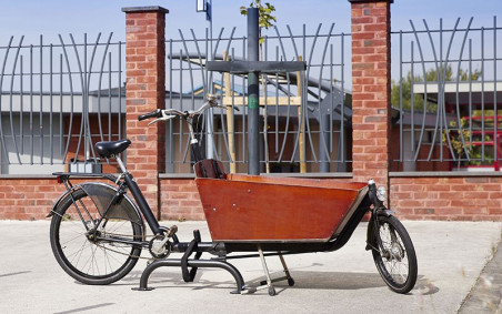 ARCEAU ANTIVOL STATIONNEMENT VÉLO CARGO
ATTACHE VÉLO EXTÉRIEUR POUR PARKING URBAIN VÉLO CARGO