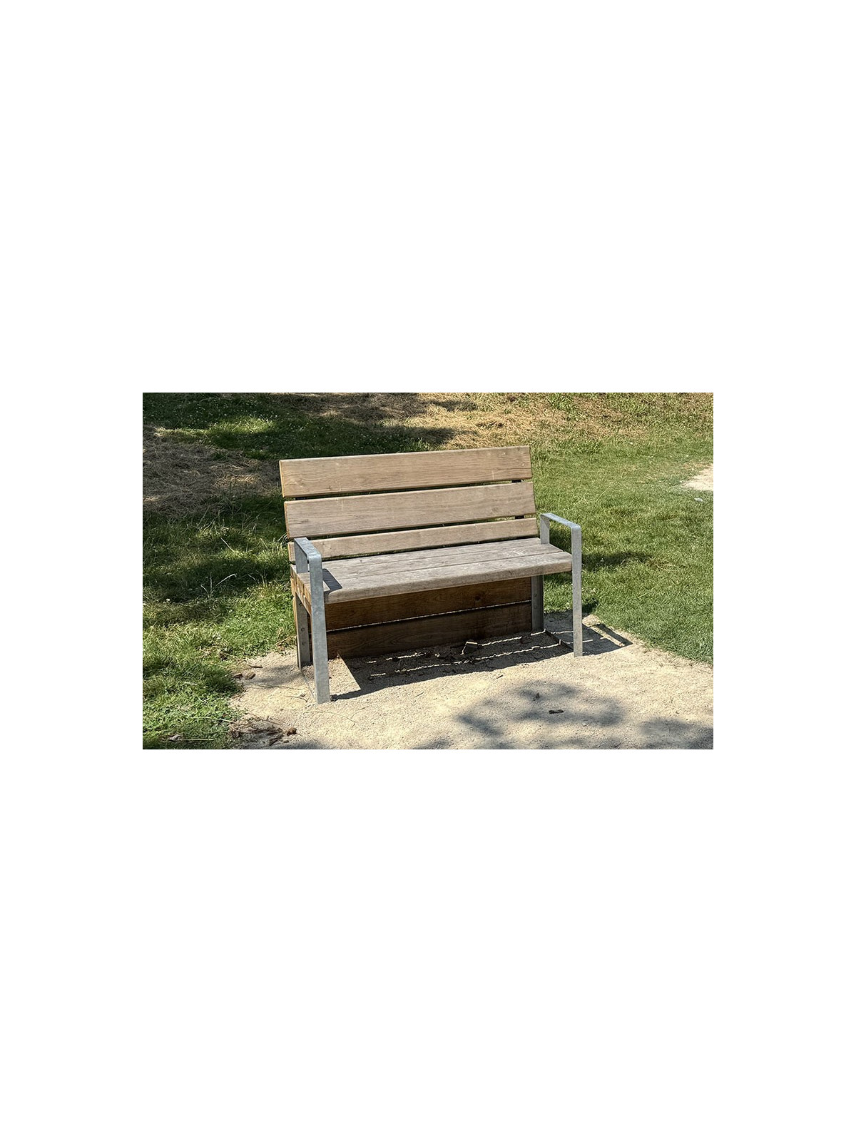 BANC EXTÉRIEUR PICTECO POUR PARC ET JARDIN 
BANC PUBLIC ACIER ET BOIS  MOBILIER URBAIN COLLECTIVITÉ PAYSAGISTE PROFESSIONNEL